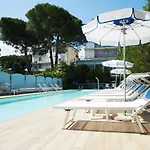 Hotel apartamentowy Miriam &