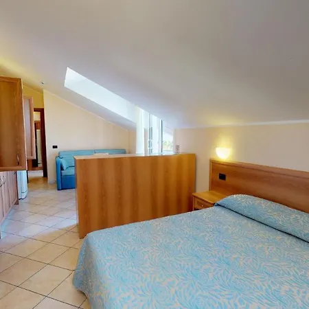 Miriam & 3* Pietra Ligure