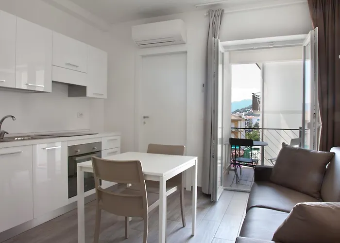 Miriam & Apartmanhotel Pietra Ligure