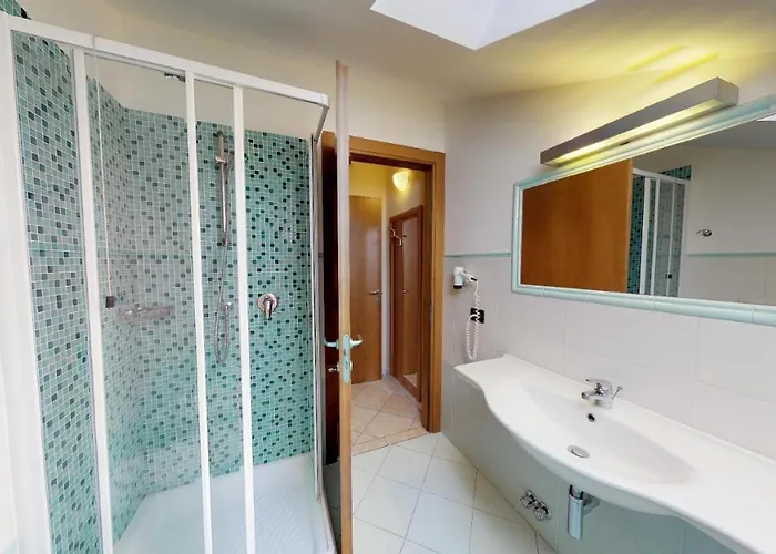 Miriam & 3* Pietra Ligure