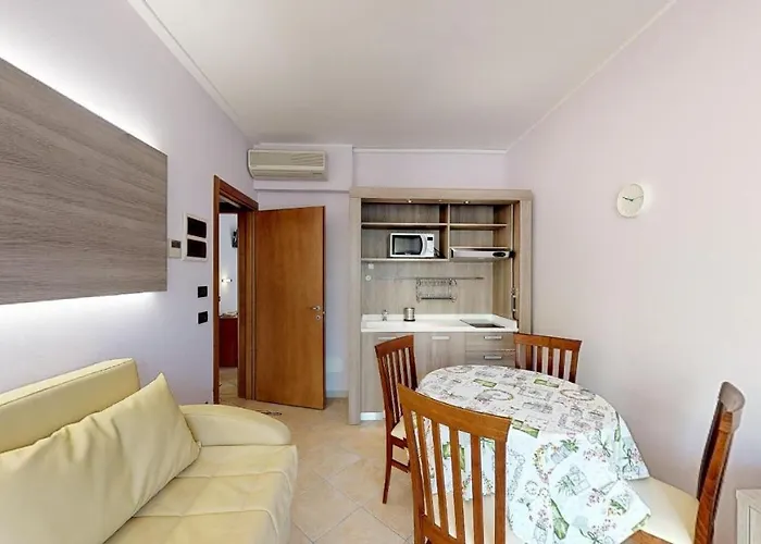 Miriam & Apartmanhotel Pietra Ligure