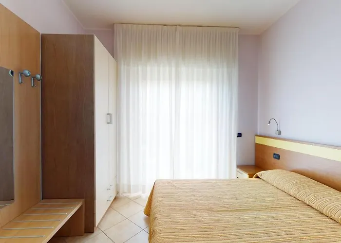 Miriam & Apartmanhotel Pietra Ligure