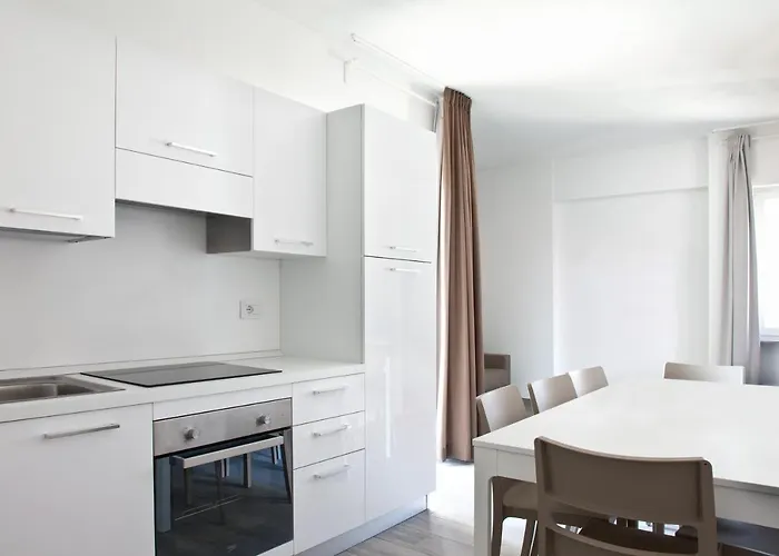 Miriam & 3* Pietra Ligure