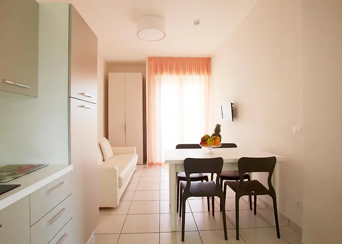 Miriam & 3* Pietra Ligure