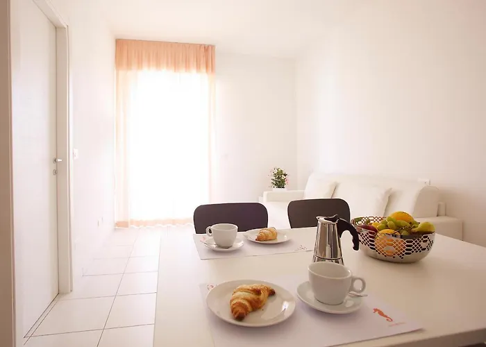 Miriam & Pietra Ligure