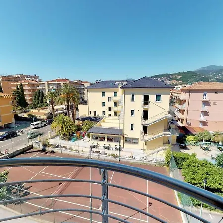 Miriam & Apart-hotel Pietra Ligure