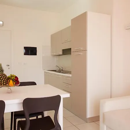 Miriam & 3* Pietra Ligure