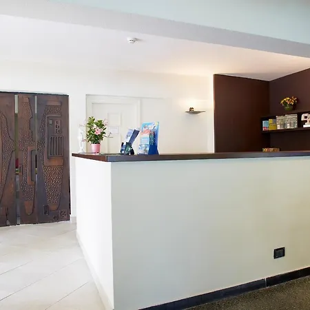 Apart-hotel Miriam & 3*