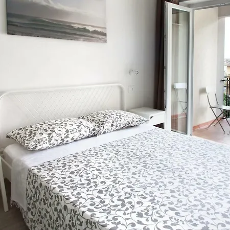 Miriam & Aparthotel 3*