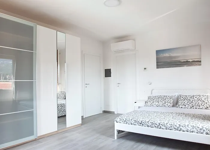 公寓式酒店 Miriam & 皮特拉利古